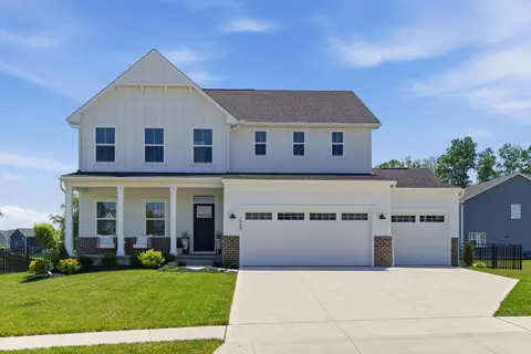 1009 Cape Breton Ln, Sunbury, OH 43074