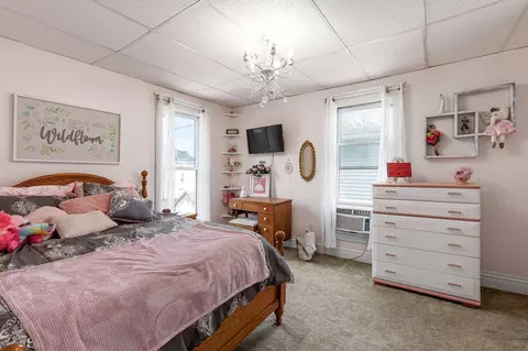 Bedroom - 142 E Main St, Newark, OH 43055 photo 7 of 7