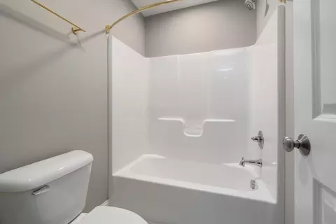 Bath - 7308 Concord Rd, Delaware, OH 43015 photo 8 of 8