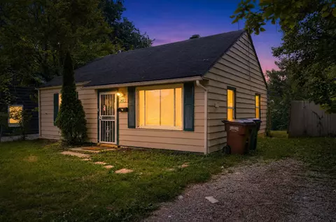 2405 Lindale Rd, Columbus, OH 43224