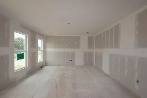 Living - 3877 Maize View Dr, Powell, OH 43065 photo 2 of 3