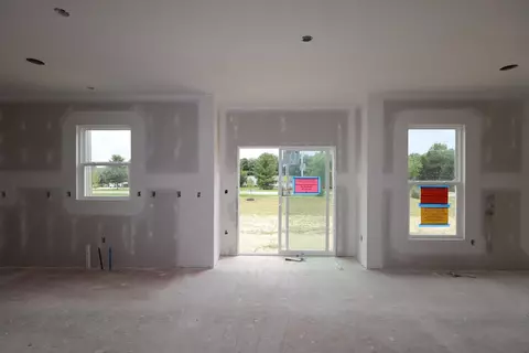 Living - 3877 Maize View Dr, Powell, OH 43065 photo 1 of 3