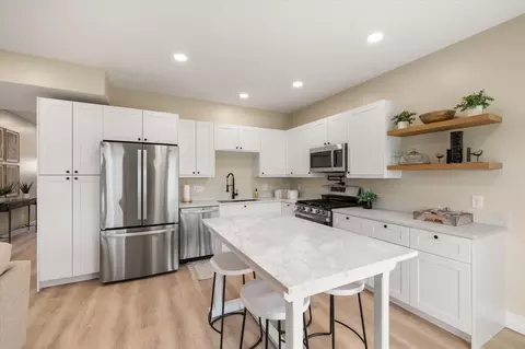 Kitchen - 1327 S Trimble Rd, Mansfield, OH 44907 photo 1 of 8