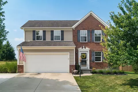 304 Evergreen Cir, Pickerington, OH 43147