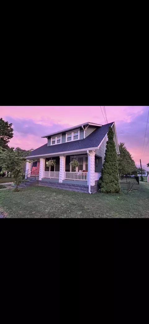 3227 Columbus St, Grove City, OH 43123