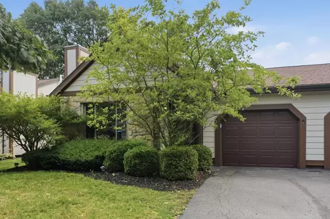7621 Pickett Ln #2, Columbus, OH 43235