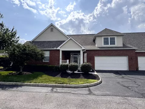 7397 Birdie Ln, Canal Winchester, OH 43110