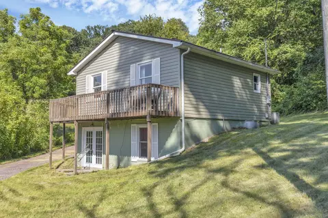 3158 Eckert Rd SE, Lancaster, OH 43130
