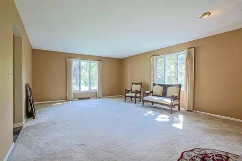 2727 Wellsford Ln, Springfield, OH 45503 photo 7