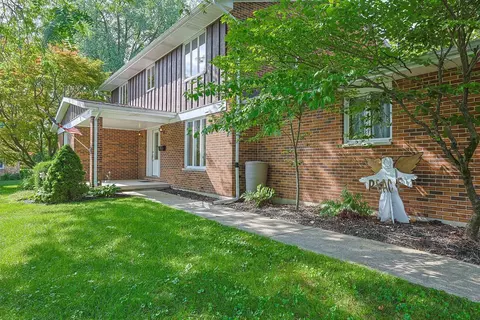 2727 Wellsford Ln, Springfield, OH 45503 photo 4