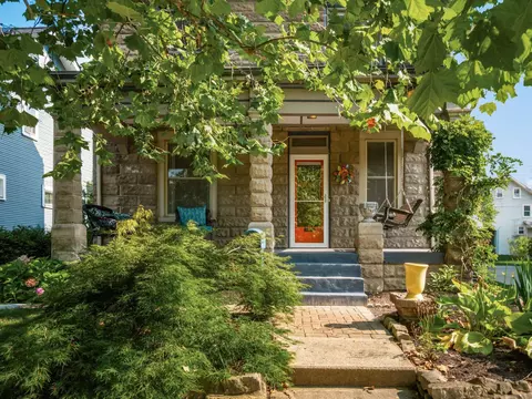176 E Kelso Rd, Columbus, OH 43202