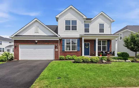 637 Bald Eagle Dr, Delaware, OH 43015