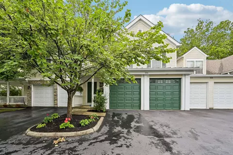 356 Sycamore Woods Ln, Gahanna, OH 43230