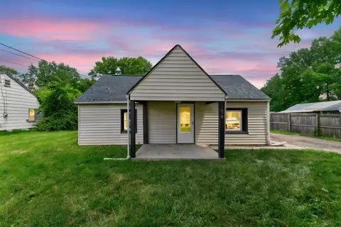 1678 Dewberry Rd, Columbus, OH 43207