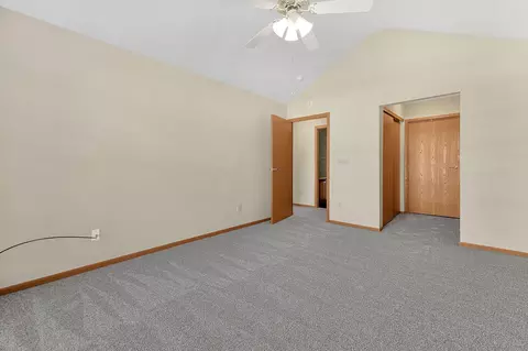 Bedroom - 1235 Dunhurst St, Circleville, OH 43113 photo 3 of 3