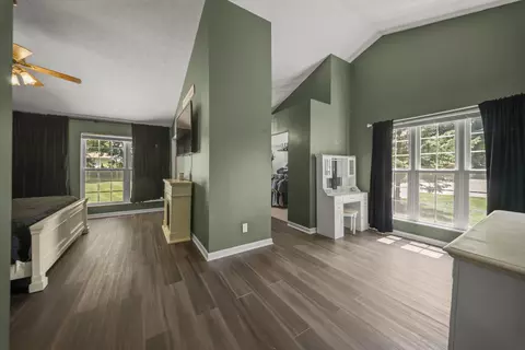 Entry Way - 5510 Taywell Ct, Springfield, OH 45503 photo 6 of 10