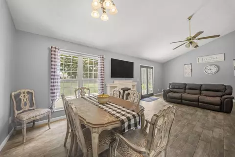 Dining - 5510 Taywell Ct, Springfield, OH 45503 photo 3 of 3
