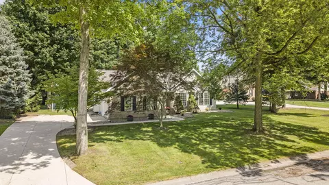 Exterior - 5510 Taywell Ct, Springfield, OH 45503 photo 9 of 10
