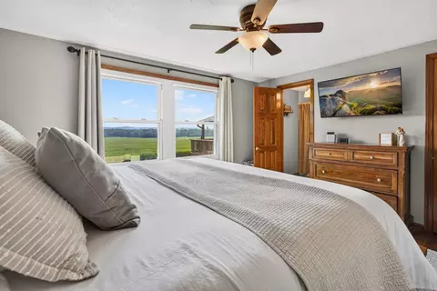 Bedroom - 9110 Four Mile Rd, Jackson, OH 45640 photo 3 of 5