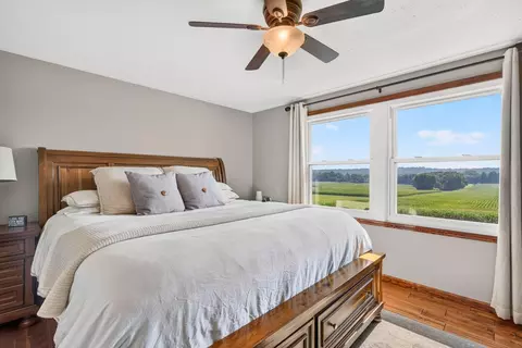 Bedroom - 9110 Four Mile Rd, Jackson, OH 45640 photo 2 of 5