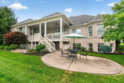Exterior - 5521 Oak View Dr, Maineville, OH 45039 photo 5 of 6
