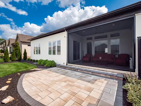 Exterior - 3264 Wolf Ridge Dr, Dublin, OH 43017 photo 8 of 12