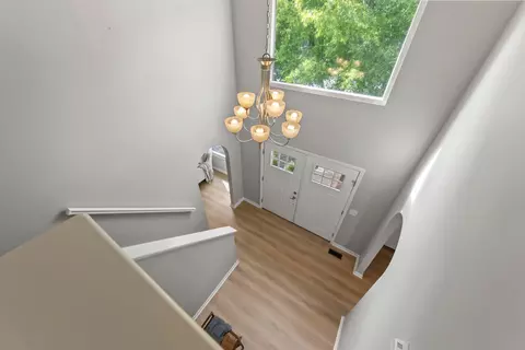 Entry Way - 96 Chenango Dr, Powell, OH 43065 photo 2 of 3