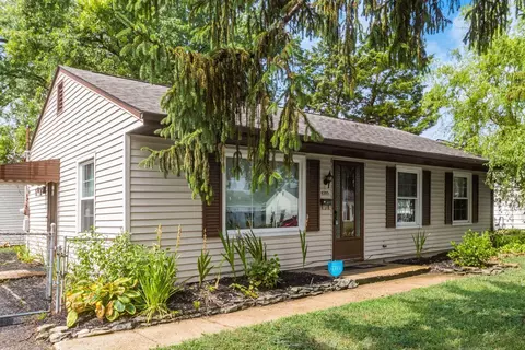 Exterior - 4595 Annhurst Rd, Columbus, OH 43228 photo 6 of 12
