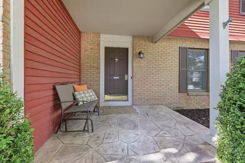 Exterior - 6966 Tralee Dr, Dublin, OH 43017 photo 3 of 5