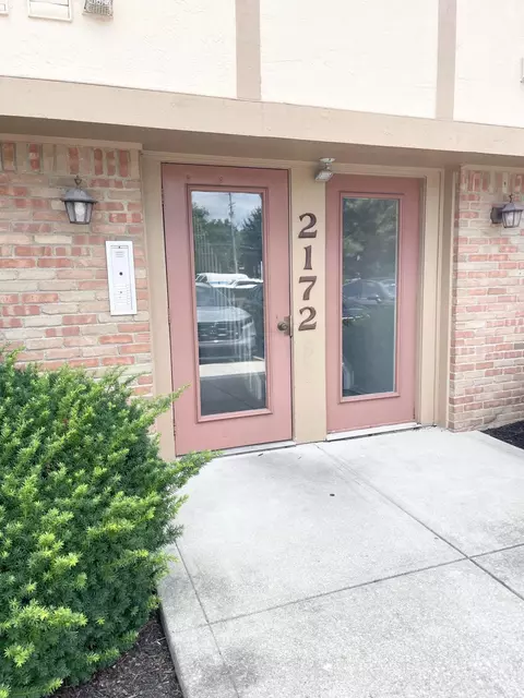 2172 Hedgerow Rd #2172C, Columbus, OH 43220