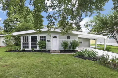 150 Douglas Dr, Gahanna, OH 43230