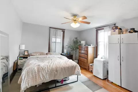 Bedroom - 535 E Main St, Ashland, OH 44805 photo 2 of 3