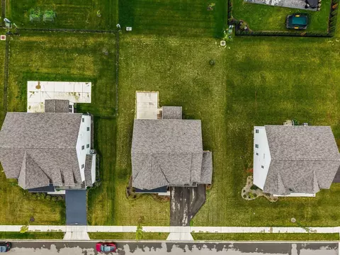 View/Area - 3387 Logsdon Loop, Delaware, OH 43015 photo 3 of 9