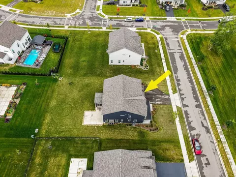View/Area - 3387 Logsdon Loop, Delaware, OH 43015 photo 4 of 9