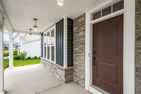 Exterior - 3387 Logsdon Loop, Delaware, OH 43015 photo 7 of 11