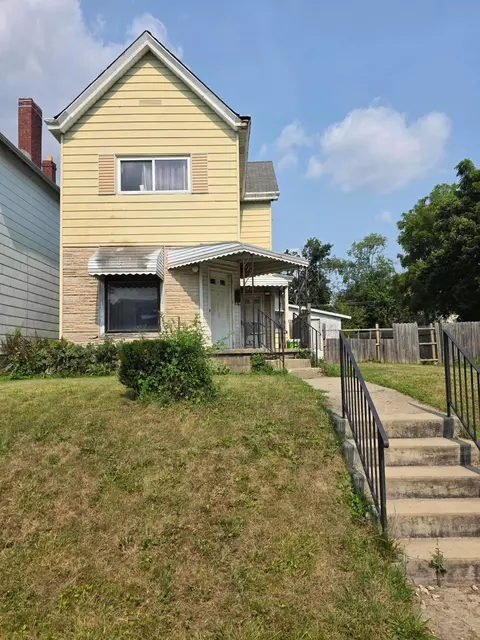 116 Clarendon Ave, Columbus, OH 43223