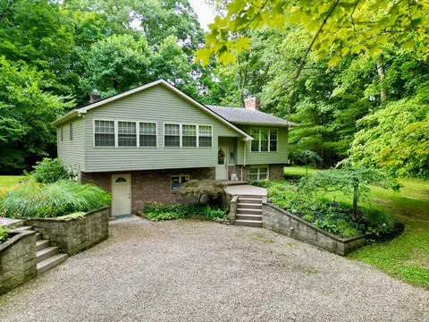 210 Camp Ln, New Concord, OH 43762