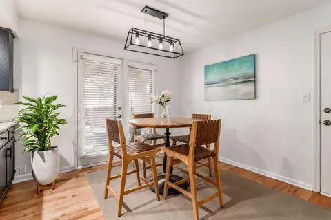 Dining - 8475 Gullane Ct, Dublin, OH 43017 photo 4 of 4