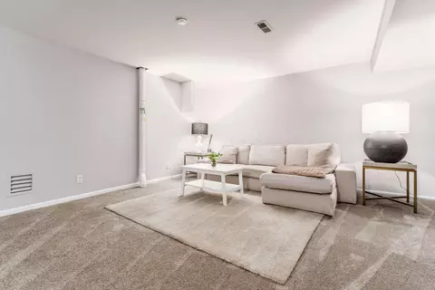 Living - 8475 Gullane Ct, Dublin, OH 43017 photo 3 of 6
