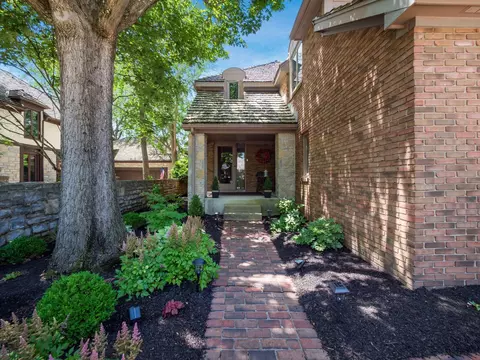 Exterior - 8475 Gullane Ct, Dublin, OH 43017 photo 15 of 26