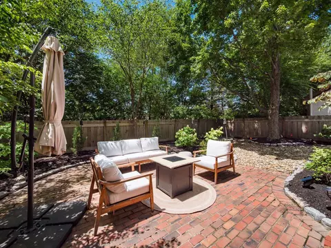 Exterior - 8475 Gullane Ct, Dublin, OH 43017 photo 7 of 26