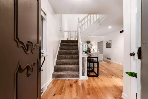 Entry Way - 8475 Gullane Ct, Dublin, OH 43017 photo 1 of 6