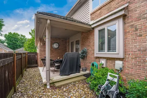 Exterior - 8475 Gullane Ct, Dublin, OH 43017 photo 17 of 26