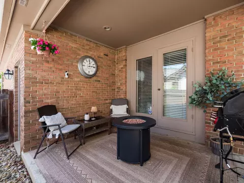 Exterior - 8475 Gullane Ct, Dublin, OH 43017 photo 10 of 26
