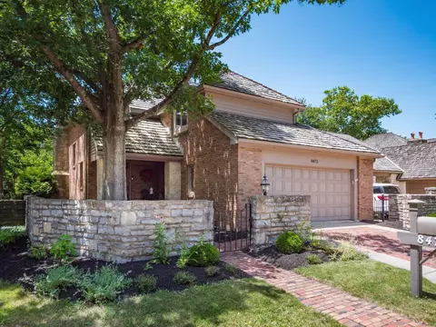 Exterior - 8475 Gullane Ct, Dublin, OH 43017 photo 14 of 26