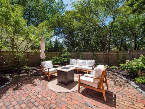 Exterior - 8475 Gullane Ct, Dublin, OH 43017 photo 5 of 26