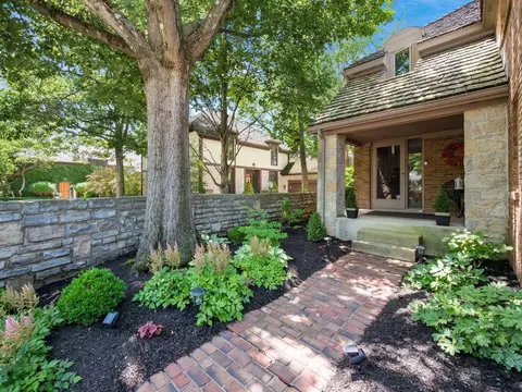 Exterior - 8475 Gullane Ct, Dublin, OH 43017 photo 1 of 26