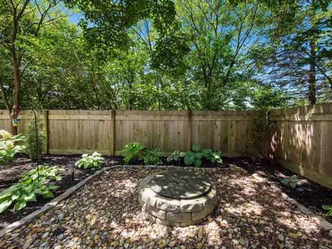 Exterior - 8475 Gullane Ct, Dublin, OH 43017 photo 13 of 26