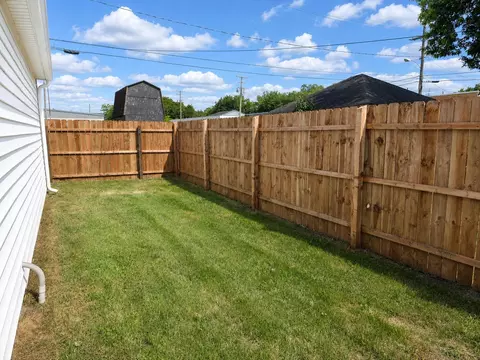 Exterior - 106 Snyder St, Springfield, OH 45504 photo 5 of 5