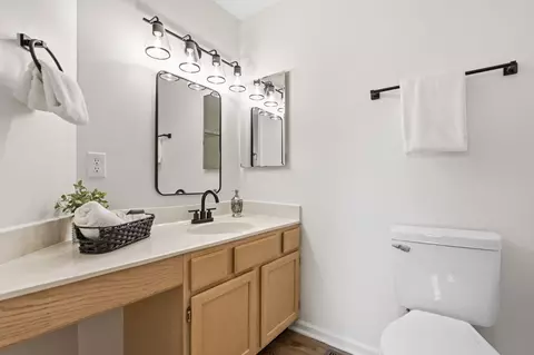 Bath - 7632 Plainfield Dr, Pickerington, OH 43147 photo 4 of 4